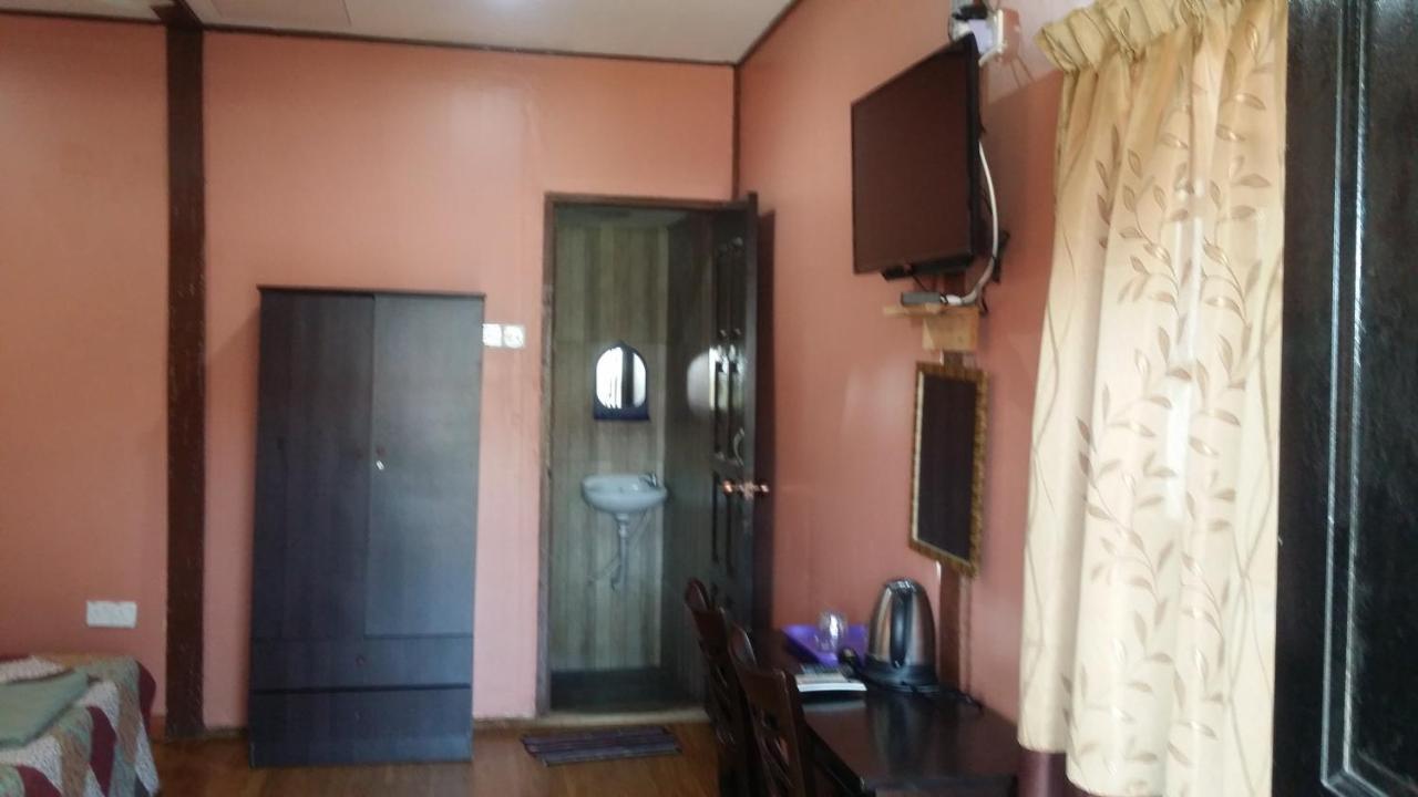 De Sabil Homestay Teluk Panglima Garang Exterior photo